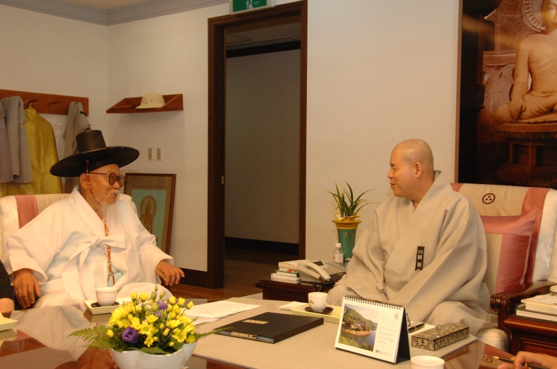 2010.06.29_민족종교 한양원 회장, 이상훈 예방 예방 (8)